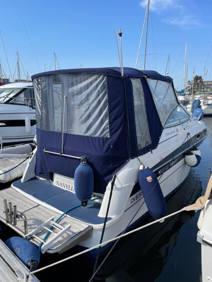 Hotel Superbe Bateau « Le Nanylia » Boulogne-sur-Mer Exteriér fotografie